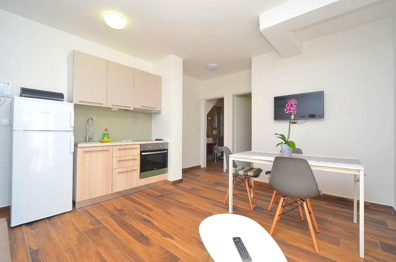 Stella Apartments Novigrad  ภายนอก รูปภาพ