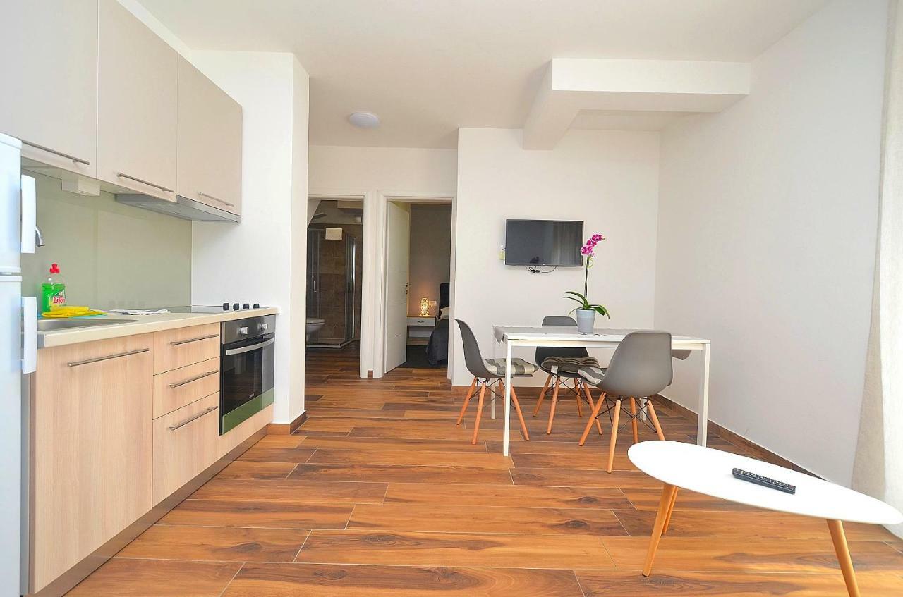 Stella Apartments Novigrad  ภายนอก รูปภาพ