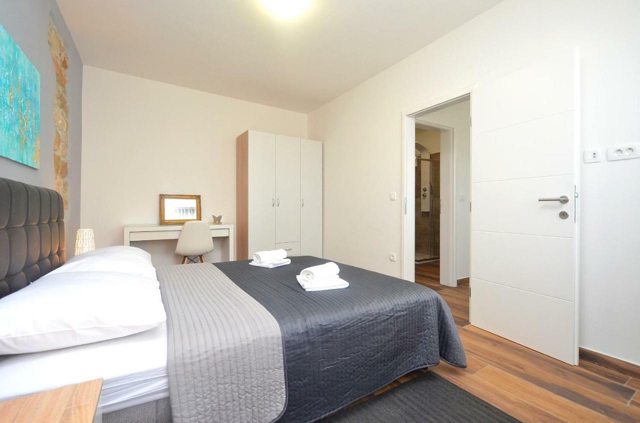 Stella Apartments Novigrad  ภายนอก รูปภาพ