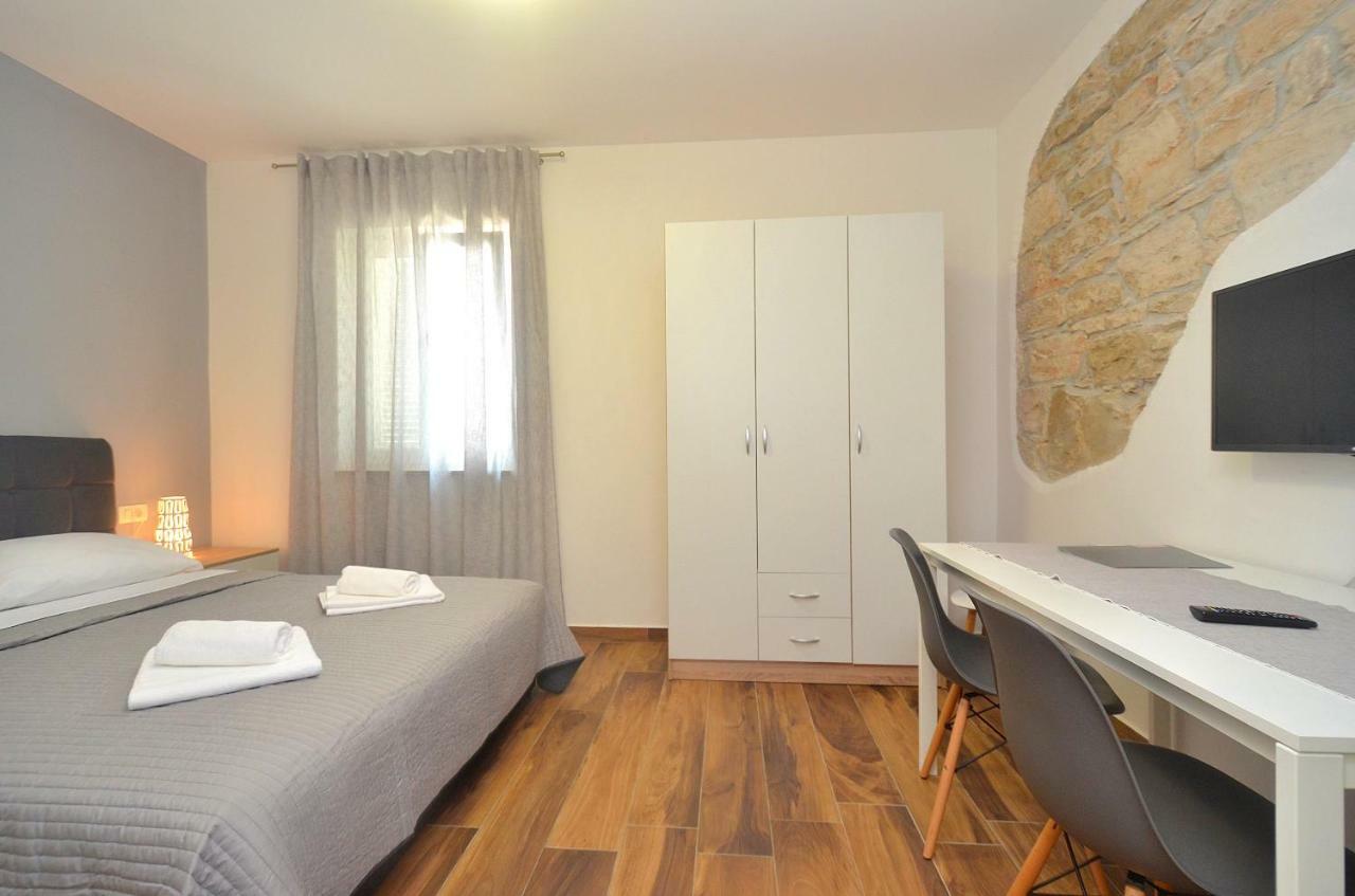 Stella Apartments Novigrad  ภายนอก รูปภาพ