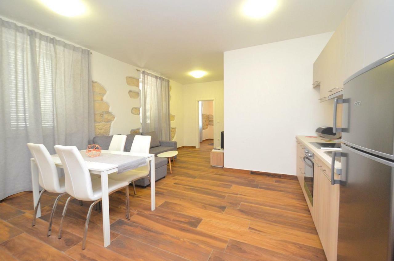 Stella Apartments Novigrad  ภายนอก รูปภาพ