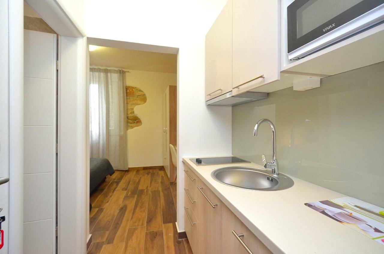 Stella Apartments Novigrad  ภายนอก รูปภาพ