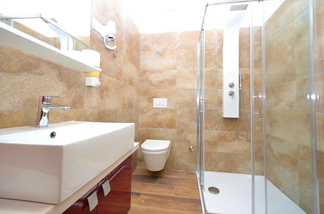 Stella Apartments Novigrad  ภายนอก รูปภาพ