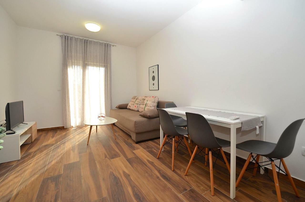Stella Apartments Novigrad  ภายนอก รูปภาพ