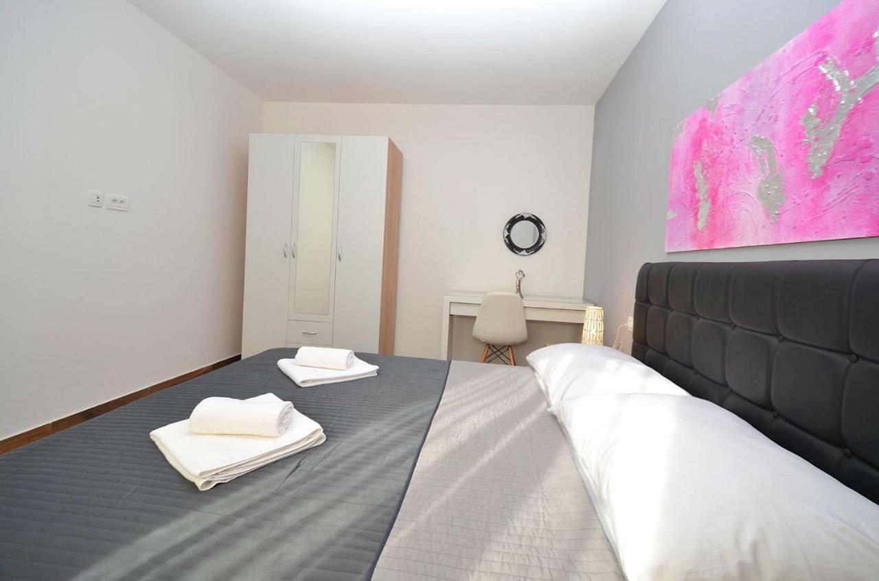 Stella Apartments Novigrad  ภายนอก รูปภาพ